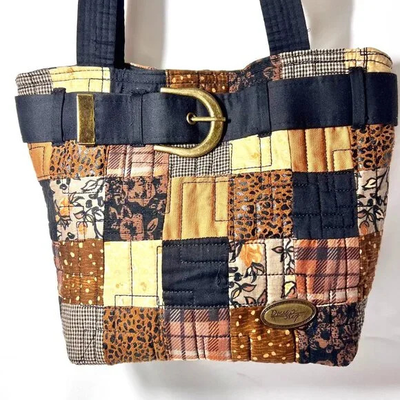 Donna Sharp Quilted Belt Buckle Purse-Brown Mix Medium Shoulder/Tote Purse Bag - Picture 1 of 16